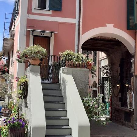 La Casetta Rosa モンテロッソ・アル・マーレ エクステリア 写真